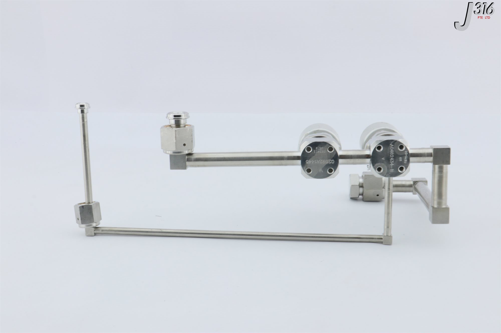 は 28532 VERIFLO 3-WAY MANF VLV ASSY, 54016323, 45300109